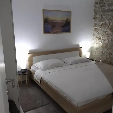 Lari Апартаменты Vizinada