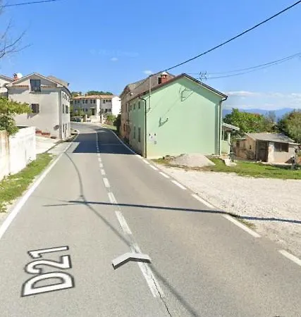 Lari Διαμέρισμα *